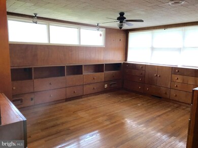 754 Mickley Rd, Whitehall, PA 18052 - photo 7