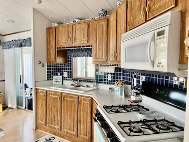 620 Post Rd unit 64, Wells, ME 04090 - photo 7