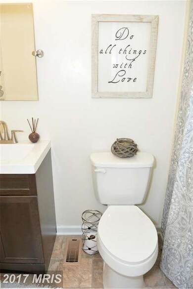 22463 Sara Ct, Great Mills, MD 20634 - photo 7