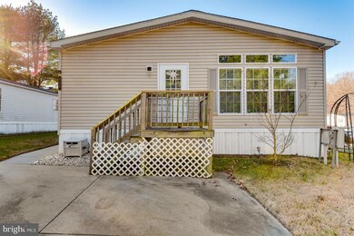 436 Dutch Dr, Lothian, MD 20711 - photo 2