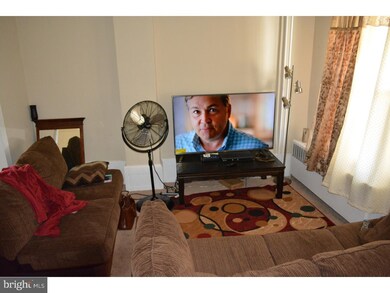 829 Summit St, Darby, PA 19023 - photo 4