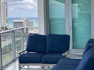 Parque Towers at St. Tropez unit 4-1407, Sunny Isles Beach, FL 33160 - photo 7