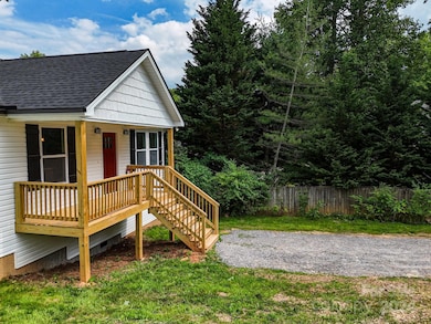 490 Onteora Blvd, Asheville, NC 28803 - photo 2