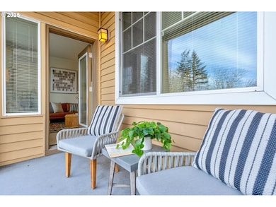 695 NW Falling Waters Ln unit 304, Portland, OR 97229 - photo 6