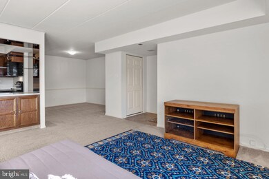 75 Oakridge Dr, Langhorne, PA 19047 - photo 6