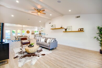 4433 E Piccadilly Rd, Phoenix, AZ 85018 - photo 4