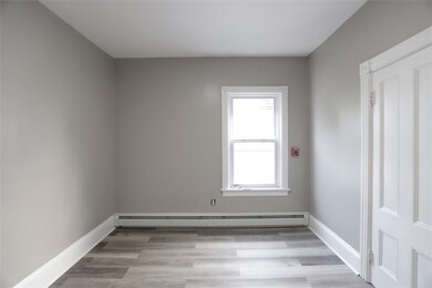 686 Broadway unit 2R, Pawtucket, RI 02860 - photo 7