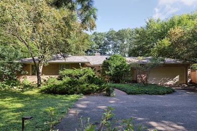 6940 Valley View Rd, Edina, MN 55439 - photo 5