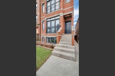2417 W Fillmore St unit 1, Chicago, IL 60612 - photo 2