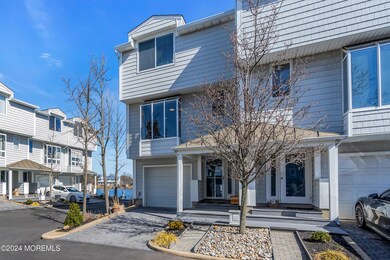 165 Riddle Ave., #8
