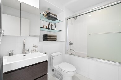 5-12 51st Ave unit 3, Long Island City, NY 11101 - photo 5