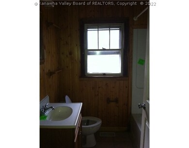 Main Level Bathroom.