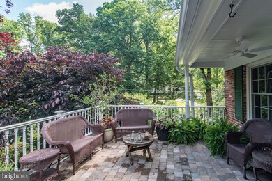 9125 Saint Marks Place, Fairfax, VA 22031 - photo 6