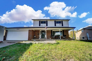 4849 Heatherton Dr, Columbus, OH 43229 - photo 2