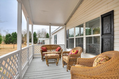 235 Deborah Dr, Waynesboro, GA 30830 - photo 4