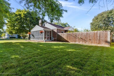 1637 Park Ave, Lansing, MI 48910 - photo 4