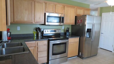 8229 Roseborough Rd, Louisville, KY 40228 - photo 7