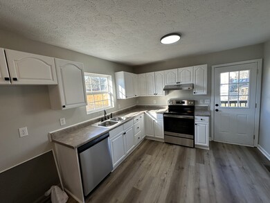 121 Oakdale St, Shelbyville, TN 37160 - photo 6