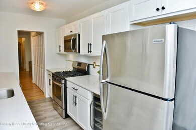 Fully Renovated Kitchen