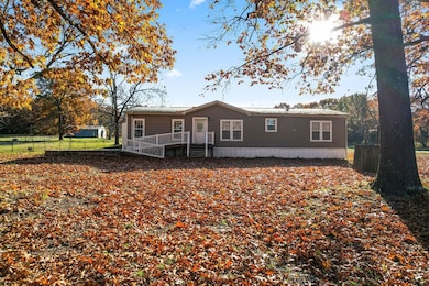 15624 Roberts Loop, Garfield, AR 72732 - photo 2