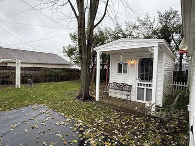 160 Locust Dr, Fairborn, OH 45324 - photo 7