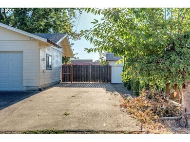 1223 Goucher St, Amity, OR 97101 - photo 3