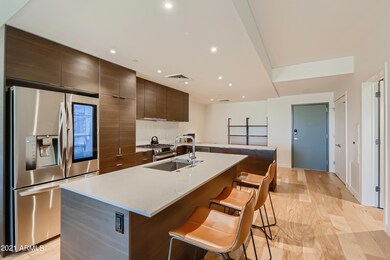 06 Kitchen