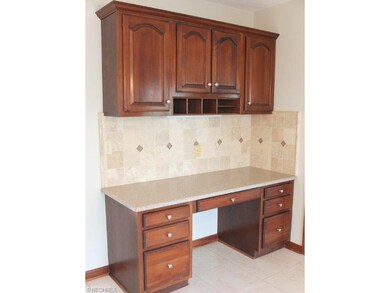 Built in desk area in kitchen.