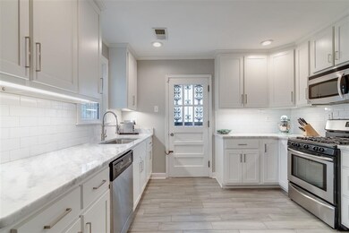 3878 Lytle Cir, Memphis, TN 38122 - photo 5