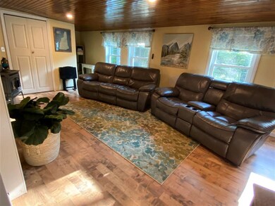 762 Battle St, Webster, NH 03303 - photo 5