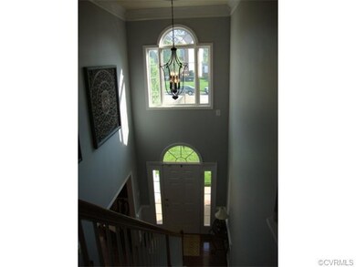 Foyer with Palladian window