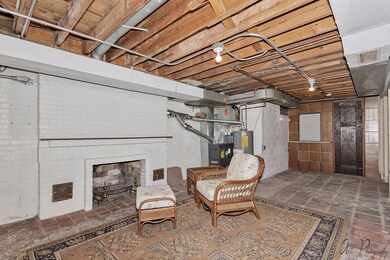 2309 Alta Vista Dr, Waukegan, IL 60087 - photo 4