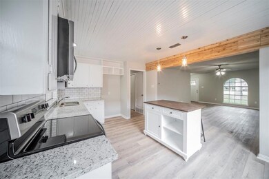 604 Hallvale Dr, Fort Worth, TX 76108 - photo 7