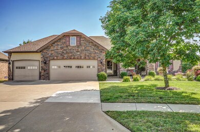 590 E Katella Cir-2