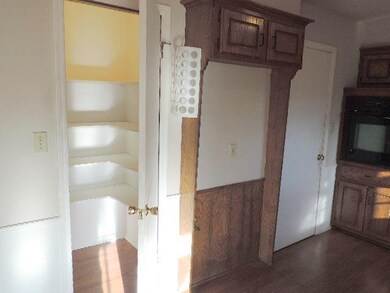 Kitchen. Kitchen pantry