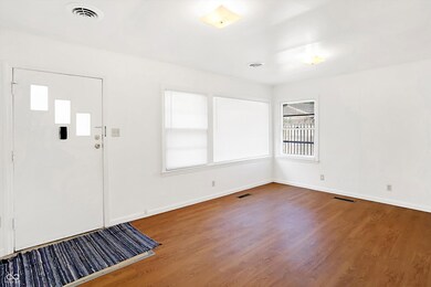 2908 14th St, Columbus, IN 47201 - photo 5