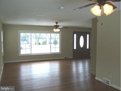 18723 Rolling Rd, Hagerstown, MD 21742 - photo 7