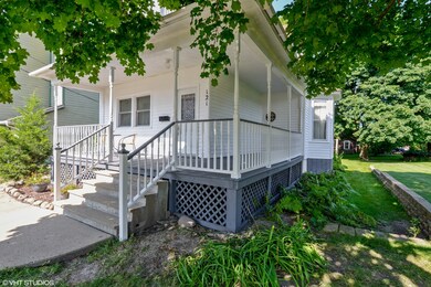 Welcoming front porch!