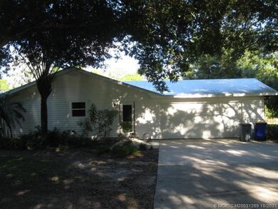 Side door entry by 2 car garage