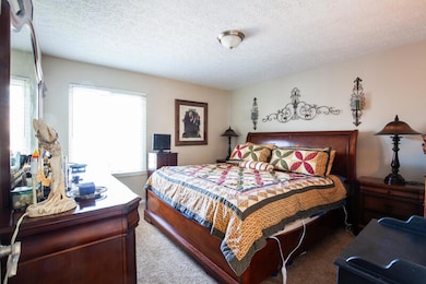 1570 Meadow Hill Ct-5