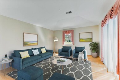 5796 Burning Tree Ln, Macungie, PA 18062 - photo 4