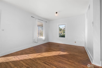 1707 22nd St, Bellingham, WA 98225 - photo 7