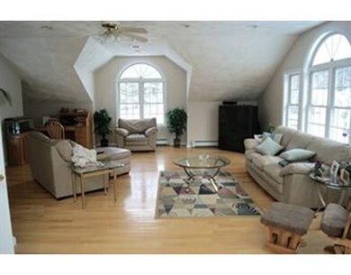 10 Hidden Ln, Mansfield, MA 02048 - photo 3
