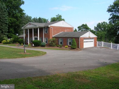 759 Mckeehan Rd, New Bloomfield, PA 17068 - photo 4