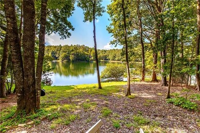 Gentle slope with a walk out lot to the lake