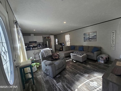 Photo Nov 06 2025, 12 27 48 PM (87) (1)