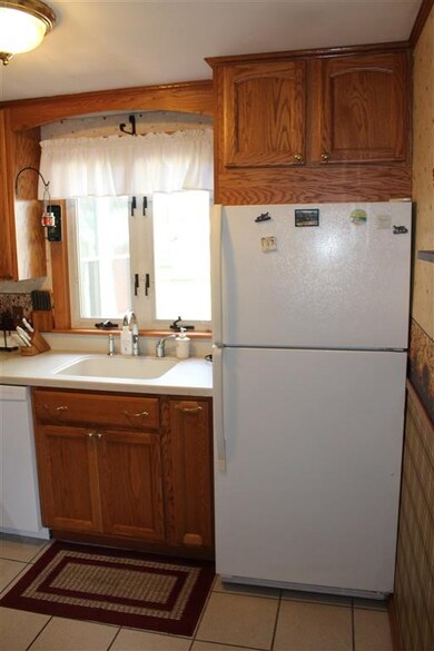 81 Manor Rd, Concord, NH 03303 - photo 6