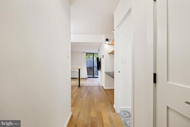 Carriage House unit 218, Washington, DC 20037 - photo 3