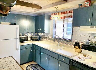 16 Beech Cir, Lake Ariel, PA 18436 - photo 7