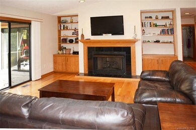 Oak Built-ins